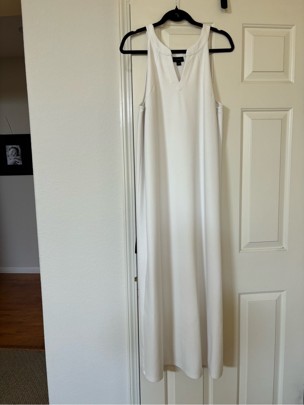 J. Jill Sleeveless Cream Maxi Dress with V-Notch
